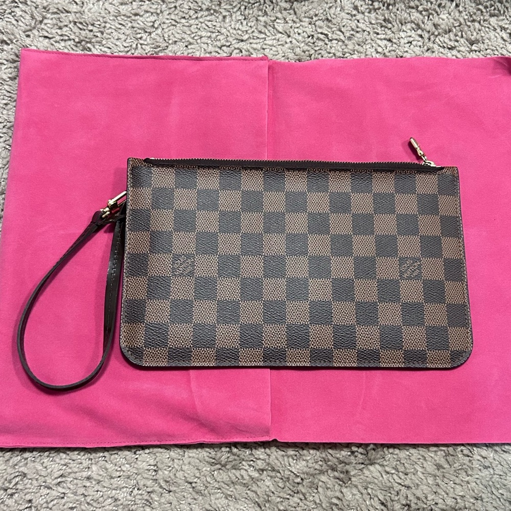 Louis Vuitton Neverfull pouch / wristlet Damier Ebene